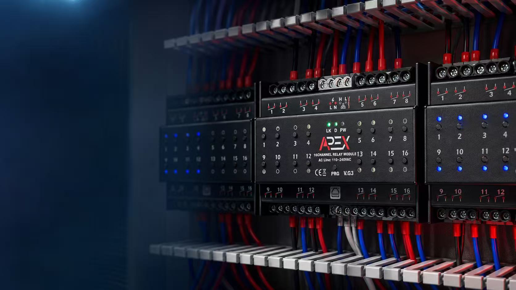 SmartAPEX DIN-Rail panel automation module